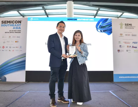 Speaker Award 5